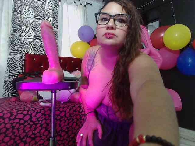rous-kinky webcam