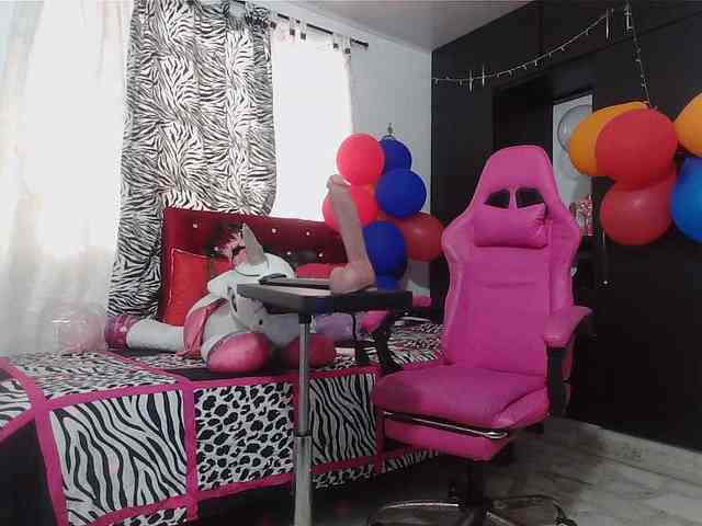 rous-kinky webcam