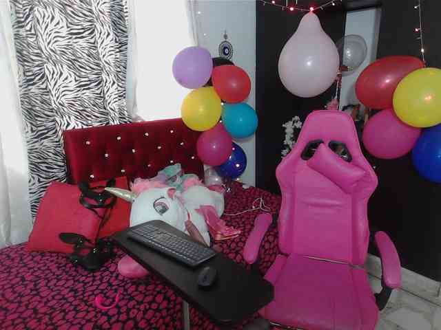 rous-kinky webcam
