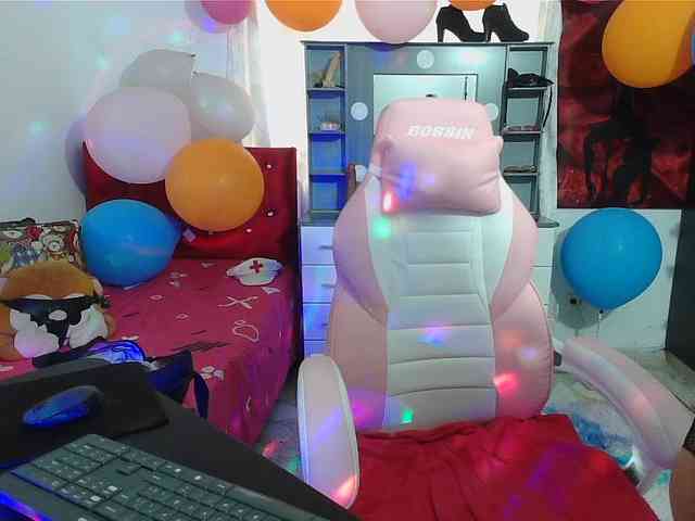 rous-kinky webcam