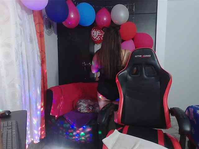 rous-kinky webcam