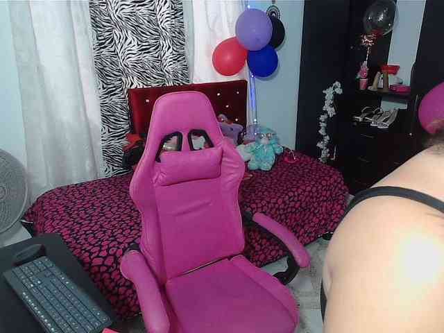 rous-kinky webcam