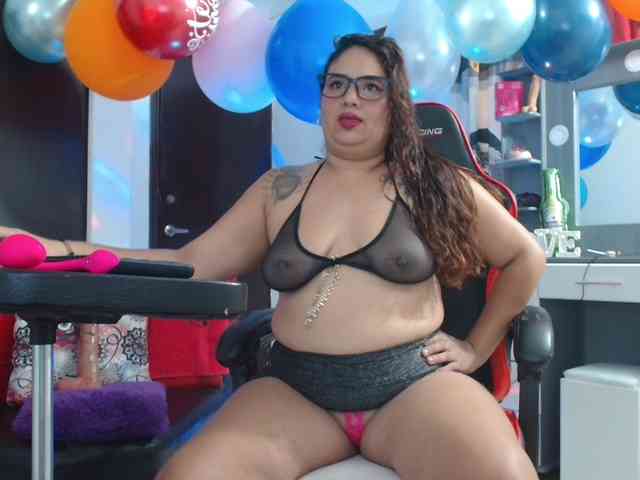 rous-kinky webcam