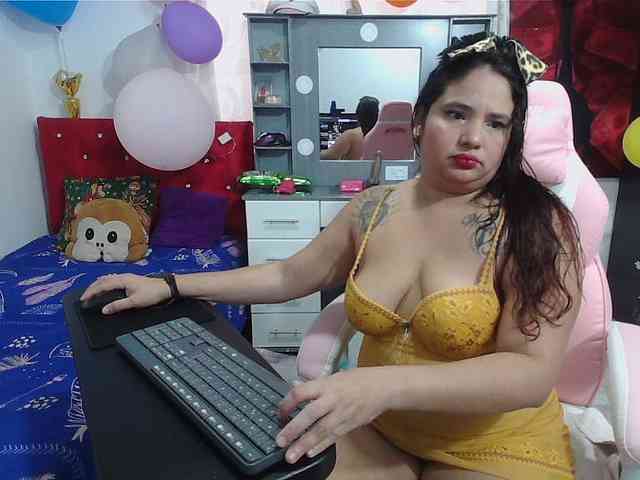 rous-kinky webcam