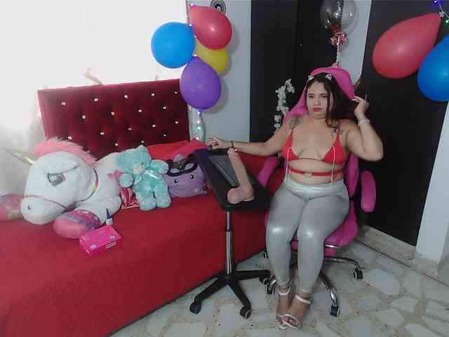 rous-kinky webcam
