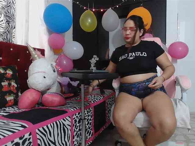 rous-kinky webcam