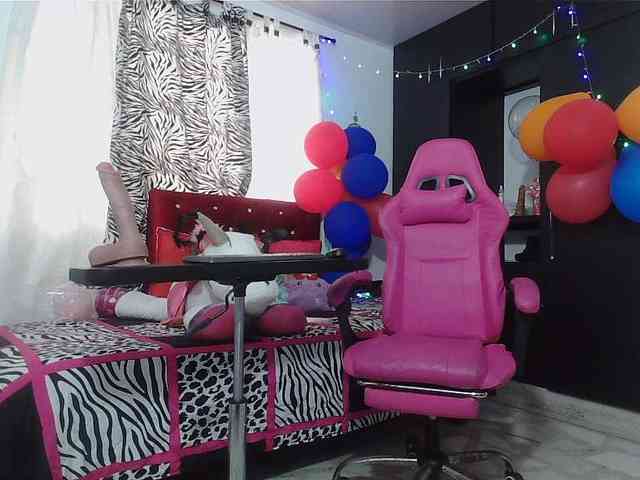 rous-kinky webcam