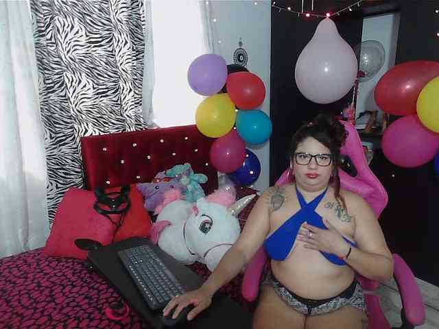 rous-kinky webcam