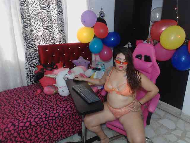 rous-kinky webcam