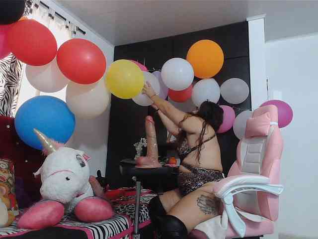 rous-kinky webcam