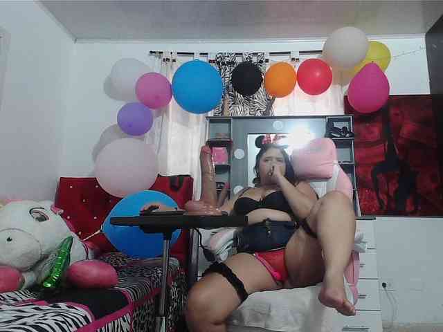 rous-kinky webcam