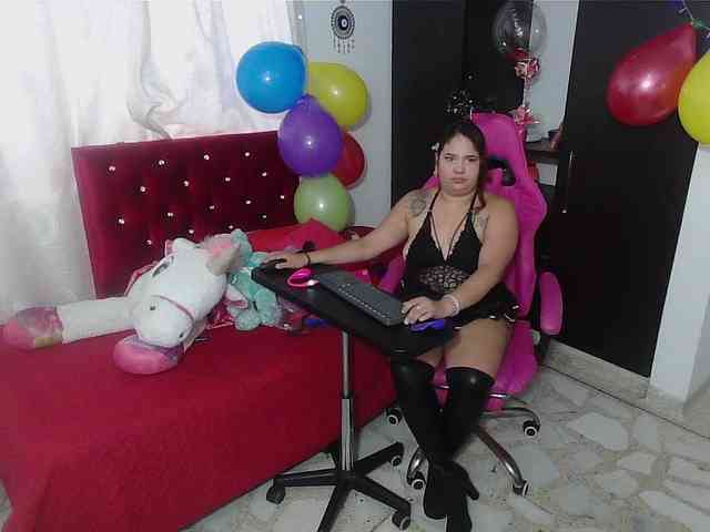 rous-kinky webcam