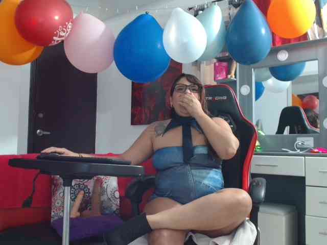 rous-kinky webcam