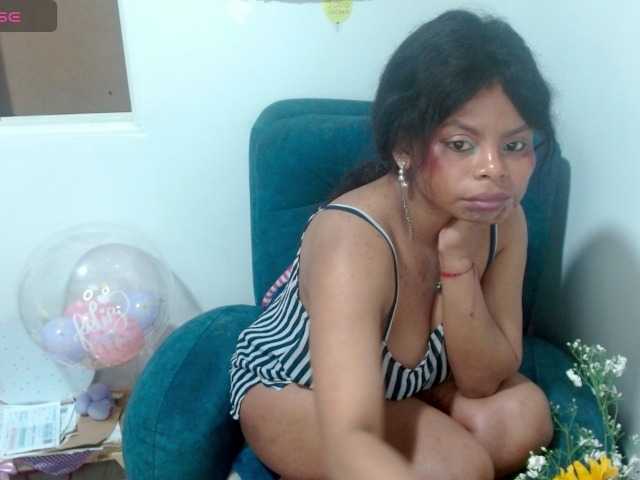 lizethrey73 live cam on BongaCams