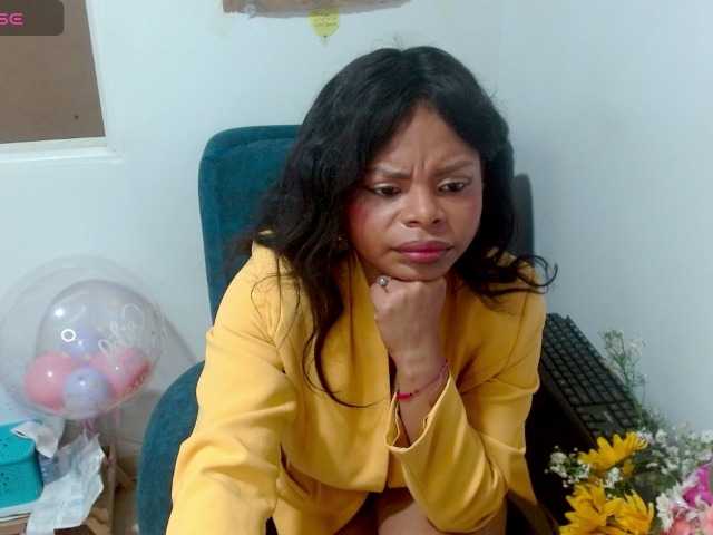 lizethrey73 live cam on BongaCams