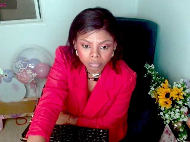 lizethrey73 live cam on BongaCams