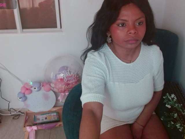 lizethrey73 live cam on BongaCams