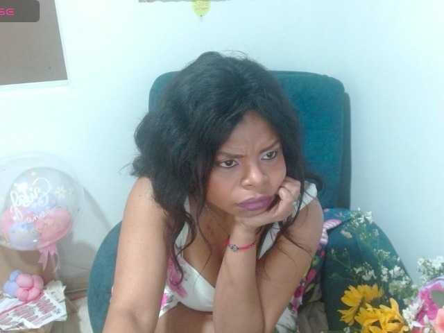 lizethrey73 live cam on BongaCams