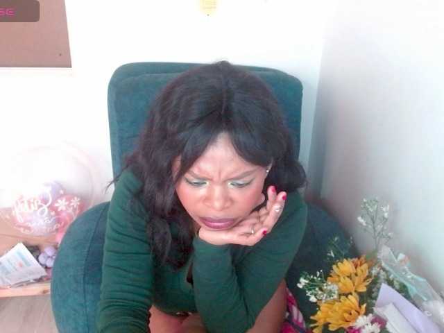 lizethrey73 live cam on BongaCams