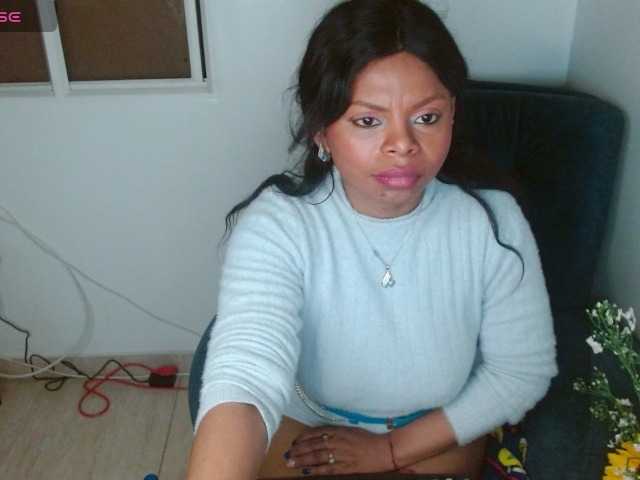 lizethrey73 live webcam show