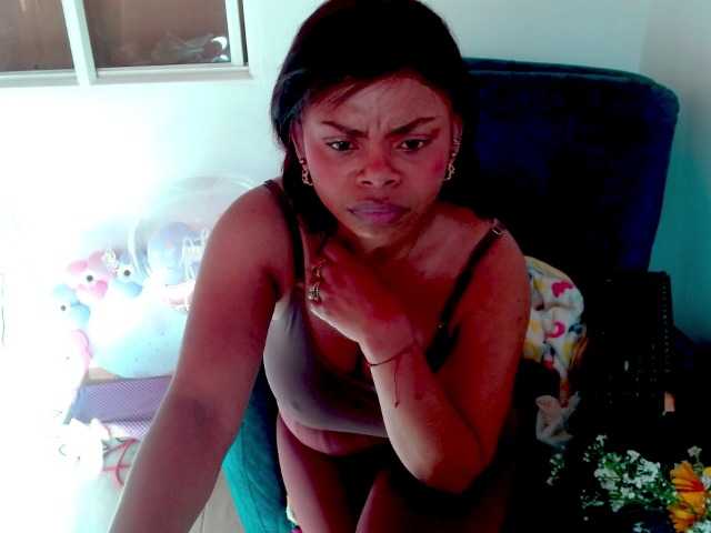lizethrey73 live cam on BongaCams