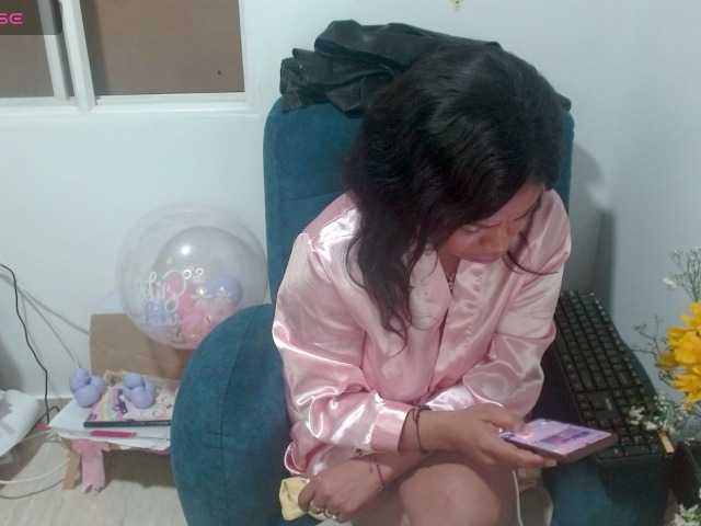lizethrey73 — live female cam