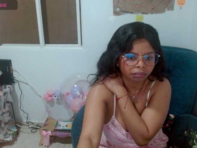 lizethrey73 live cam on BongaCams
