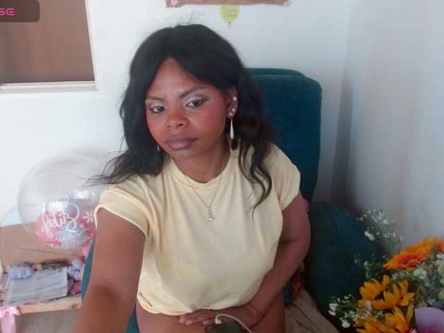 lizethrey73 live cam on BongaCams