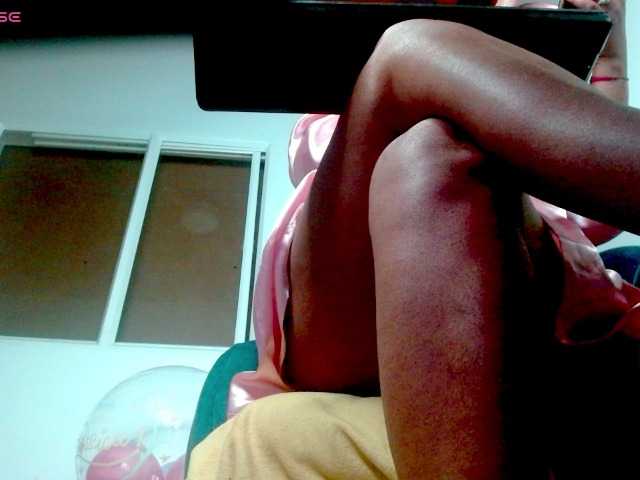 lizethrey73 live cam on BongaCams