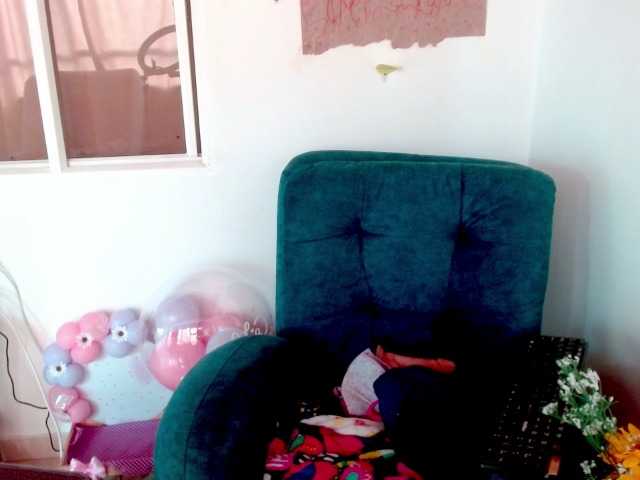 lizethrey73 live cam on BongaCams