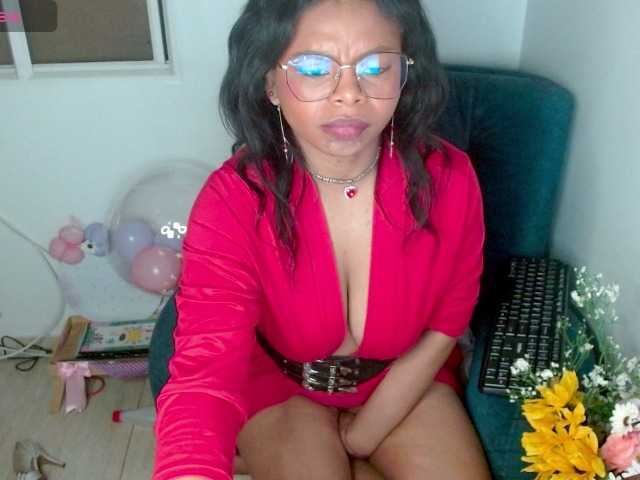 lizethrey73 live cam on BongaCams