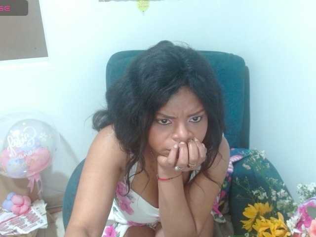 lizethrey73 live cam on BongaCams