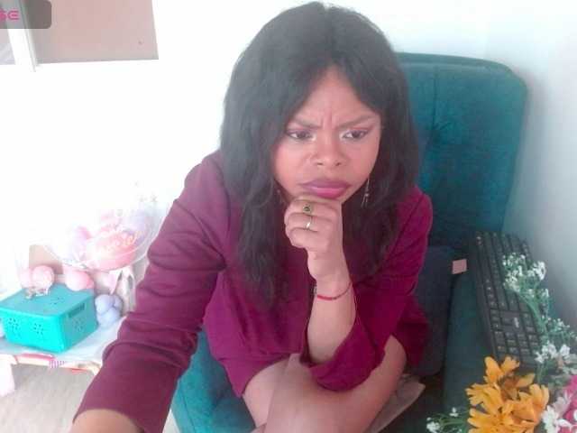 lizethrey73 live cam on BongaCams