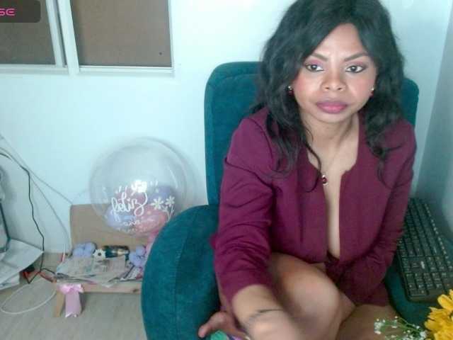 lizethrey73 live cam on BongaCams