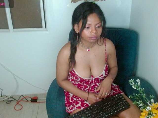 lizethrey73 live cam on BongaCams