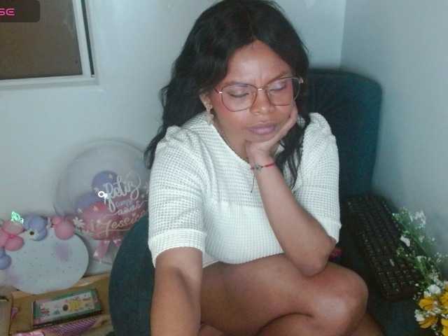 lizethrey73 live cam on BongaCams