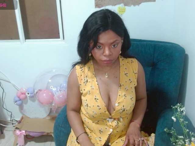 lizethrey73 live webcam show