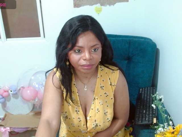 lizethrey73 live webcam show