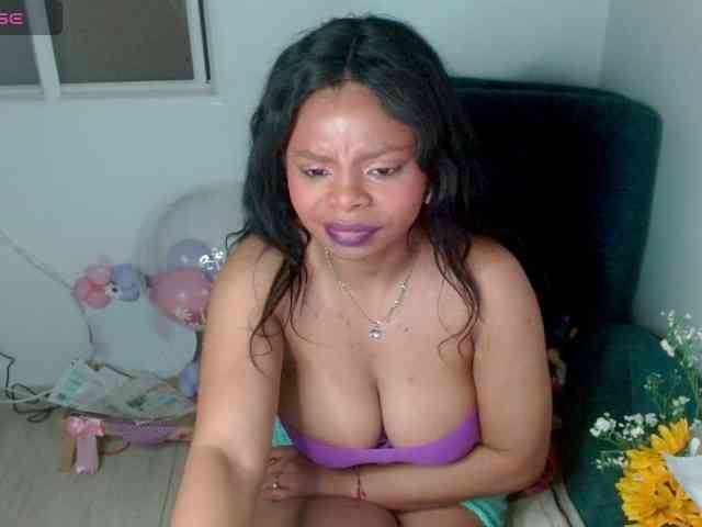 lizethrey73 webcam