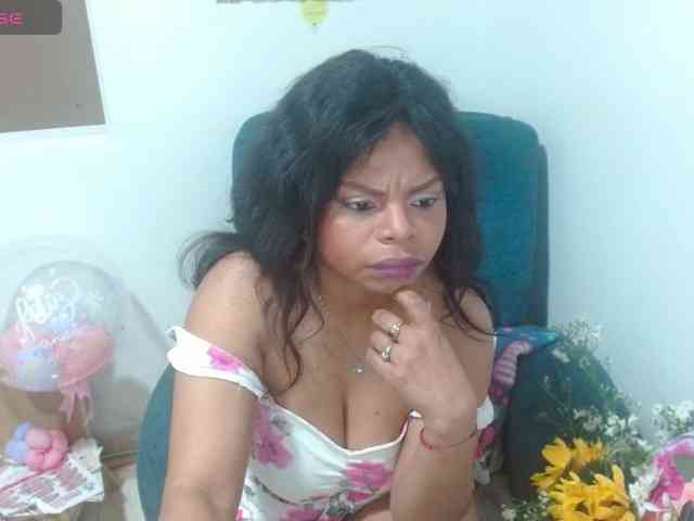 lizethrey73 webcam