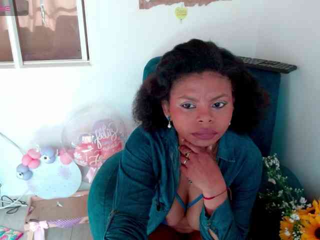 lizethrey73 webcam