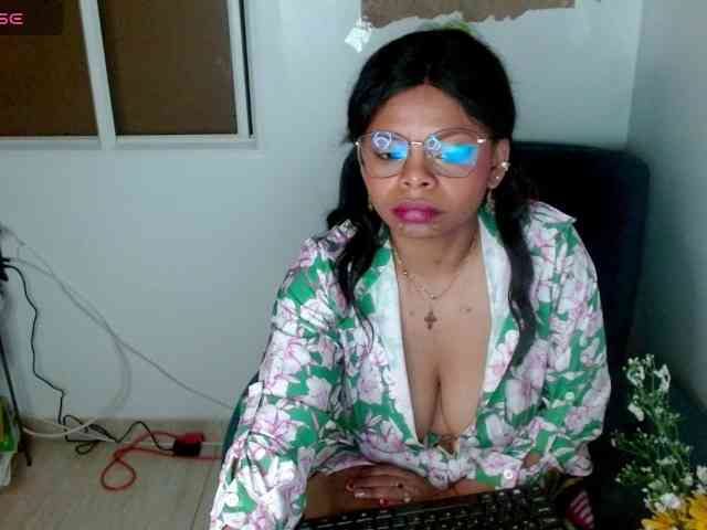 lizethrey73 webcam