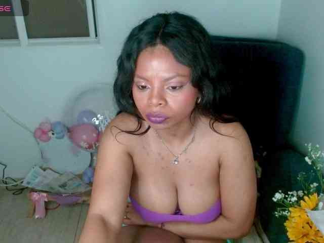 lizethrey73 webcam