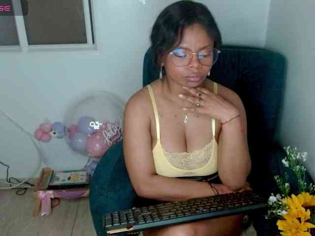 lizethrey73 webcam