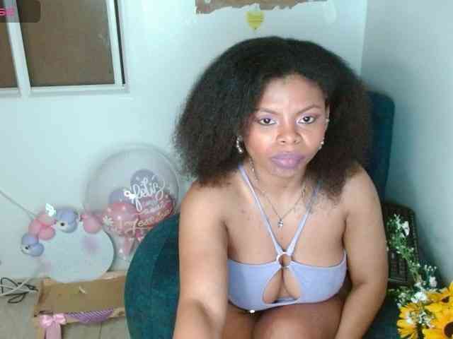 lizethrey73 webcam