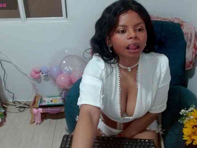 lizethrey73 webcam