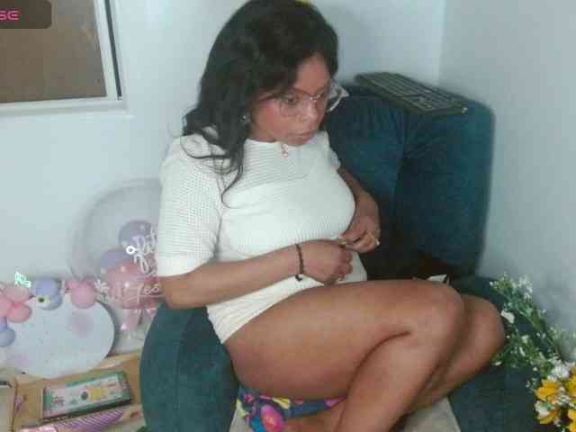 lizethrey73 webcam