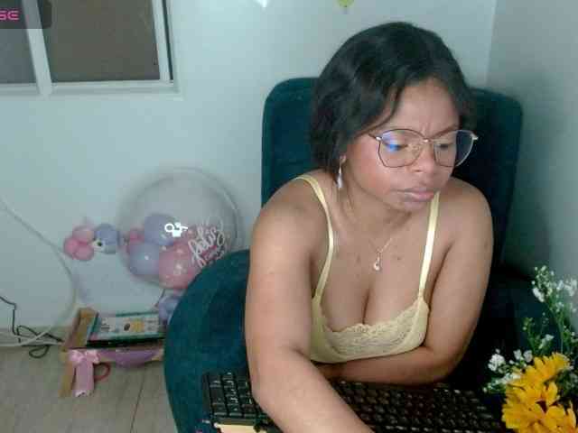 lizethrey73 webcam