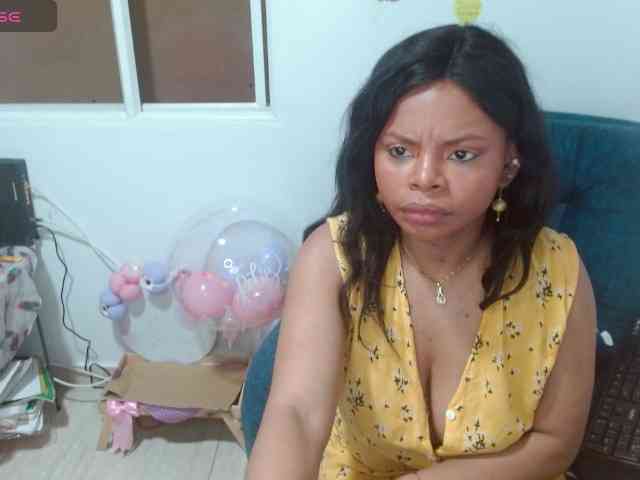 lizethrey73 webcam