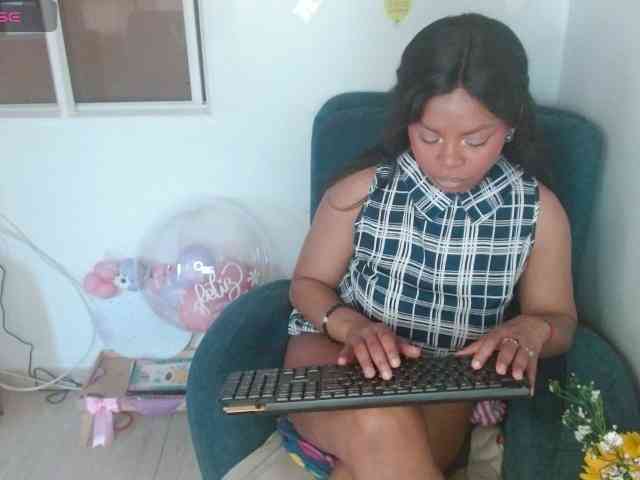 lizethrey73 webcam